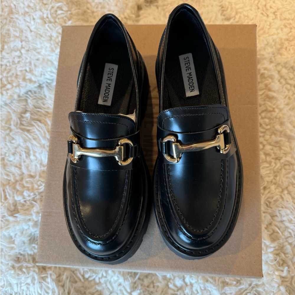 Steve Madden Roux Leather Loafer - Picture 2 of 4